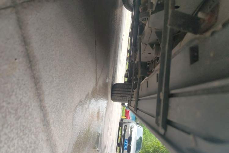 Used Roewe RX8 2018 30T Two-Wheel Drive Flagship Edition Chassis Rear Right