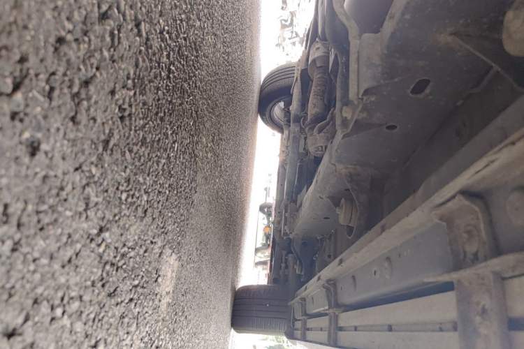 Used Roewe RX8 2018 30T Two-Wheel Drive Flagship Edition Chassis Rear Right