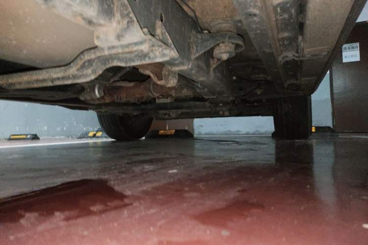 Used Roewe RX8 2018 30T Smart Connectivity Two-Wheel Drive Supreme Edition Chassis Rear Right