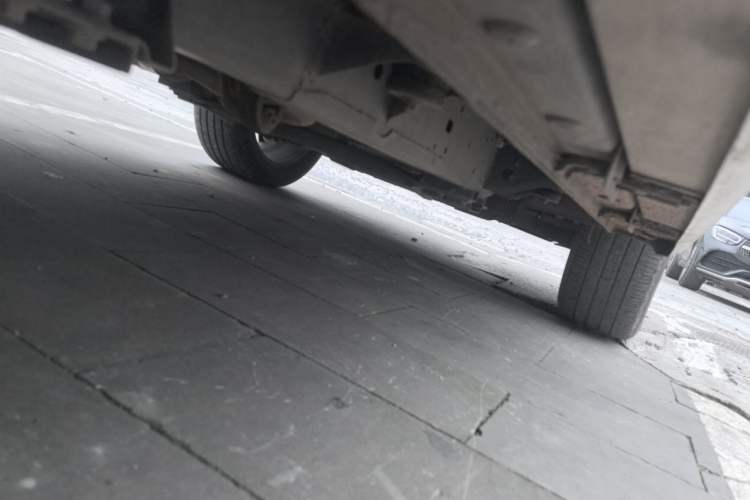 Used Roewe RX8 2018 30T Smart Connectivity All-Wheel Drive Supreme Edition Chassis Rear Right