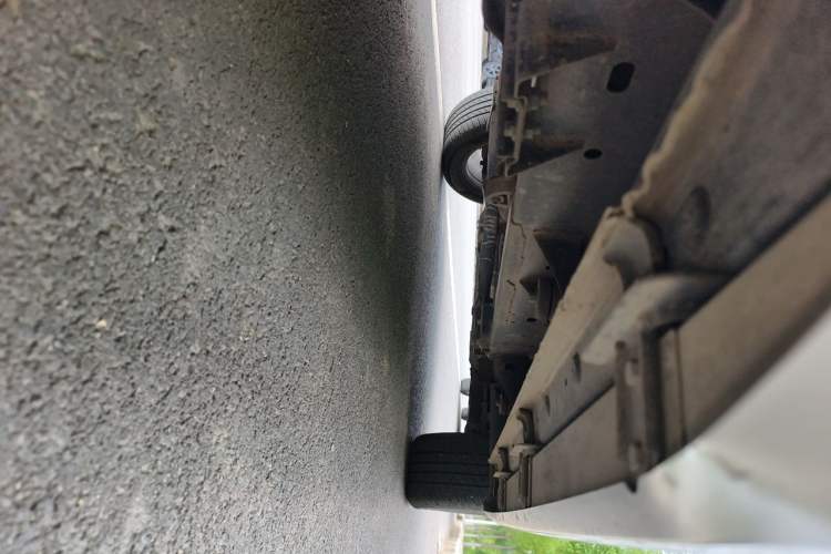 Used Roewe RX8 2018 30T Smart Connectivity Four-Wheel Drive Flagship Edition Chassis Rear Right