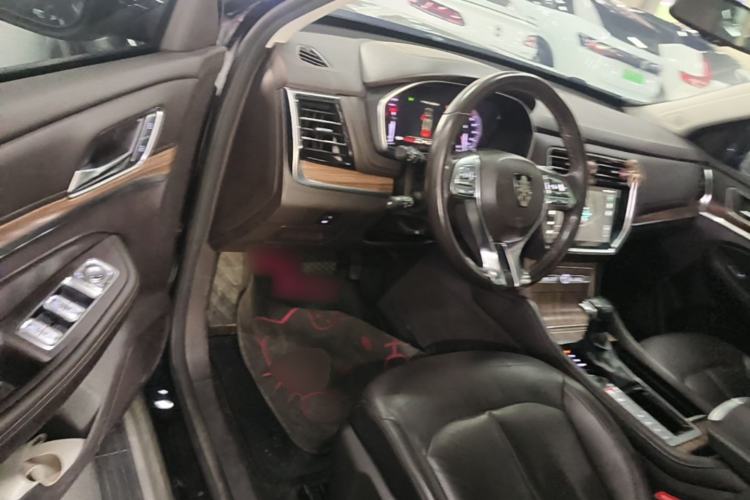 Used Roewe RX8 2018 30T Smart Connectivity Two-Wheel Drive Flagship Edition Driver Seat