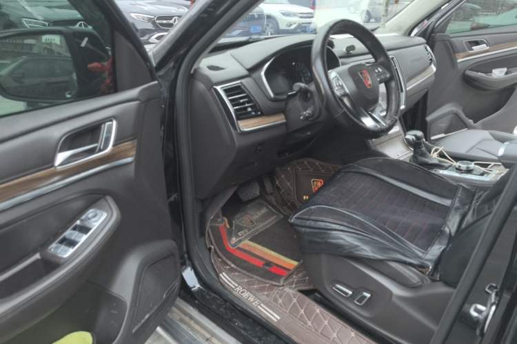 Used Roewe RX8 2018 30T Smart Connectivity All-Wheel Drive Supreme Edition Driver Seat