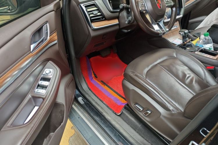 Used Roewe RX8 2018 30T Smart Connectivity Two-Wheel Drive Flagship Edition Driver Seat