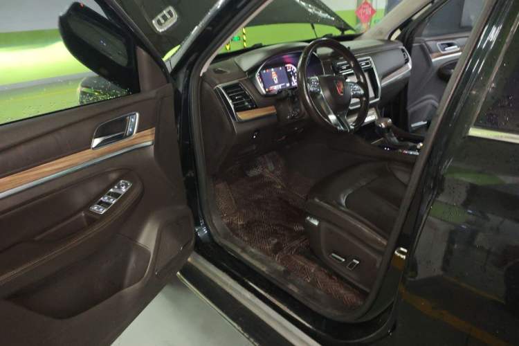 Used Roewe RX8 2018 30T Smart Connectivity All-Wheel Drive Supreme Edition Driver Seat