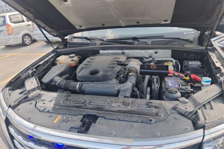 Used Roewe RX8 2018 30T Smart Connectivity Two-Wheel Drive Flagship Edition Engine Bay