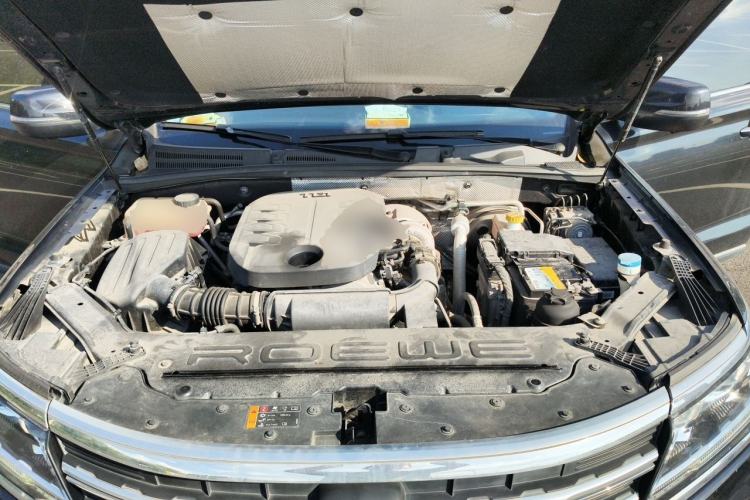 Used Roewe RX8 2018 30T Smart Connectivity Two-Wheel Drive Supreme Edition Engine Bay