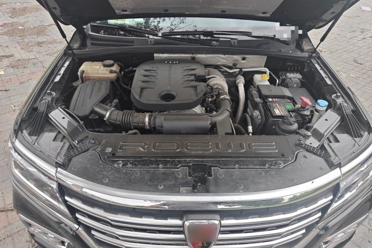 Used Roewe RX8 2018 30T Smart Connectivity All-Wheel Drive Supreme Edition Engine Bay