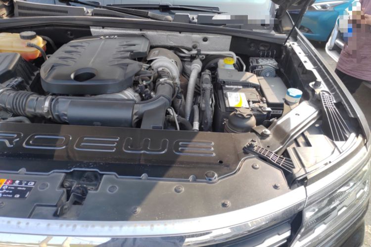 Used Roewe RX8 2018 30T Smart Connectivity Two-Wheel Drive Flagship Edition Engine Bay Left