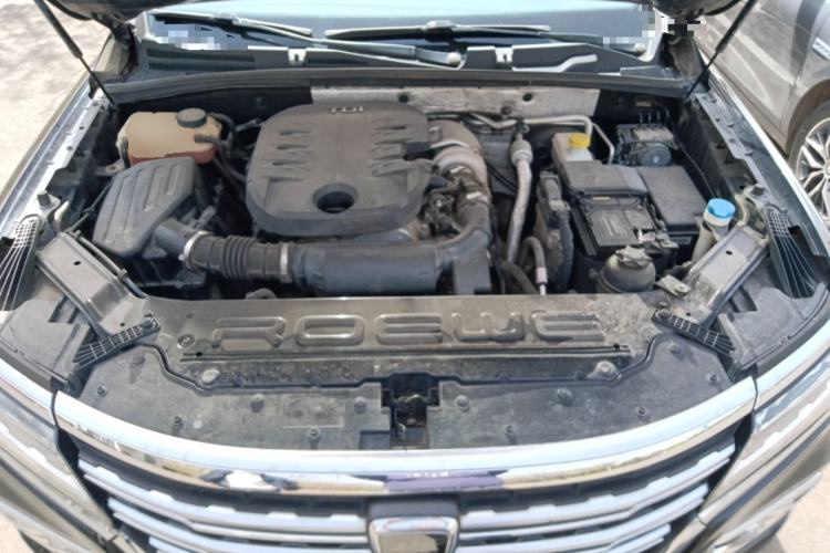 Used Roewe RX8 2018 30T Smart Connectivity All-Wheel Drive Supreme Edition Engine Bay