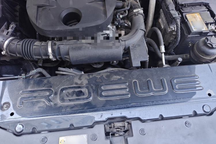 Used Roewe RX8 2018 30T Smart Connectivity Two-Wheel Drive Supreme Edition Engine Bay