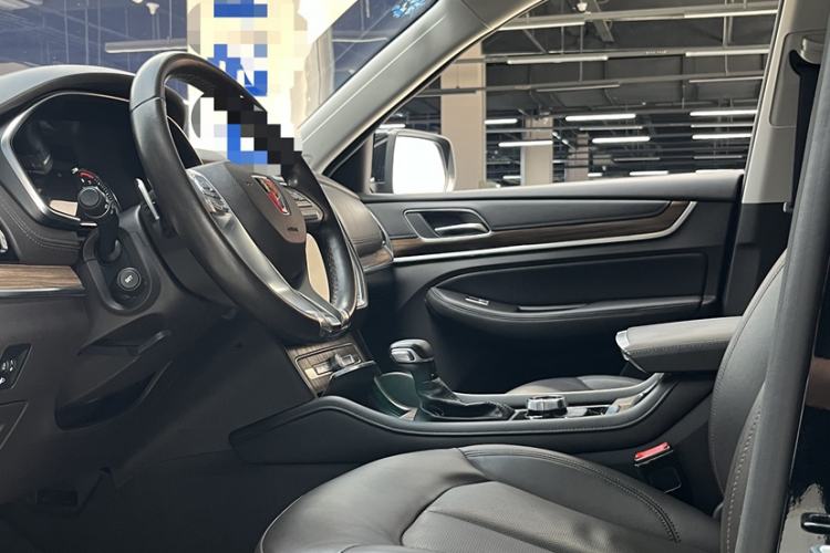 Used Roewe RX8 2018 30T Smart Connectivity Four-Wheel Drive Flagship Edition Exterior 7