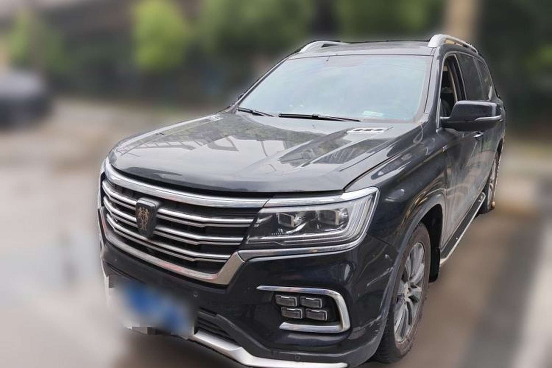 Used Roewe RX8 2018 30T Smart Connectivity Two-Wheel Drive Flagship Edition Front Left 45 Deg