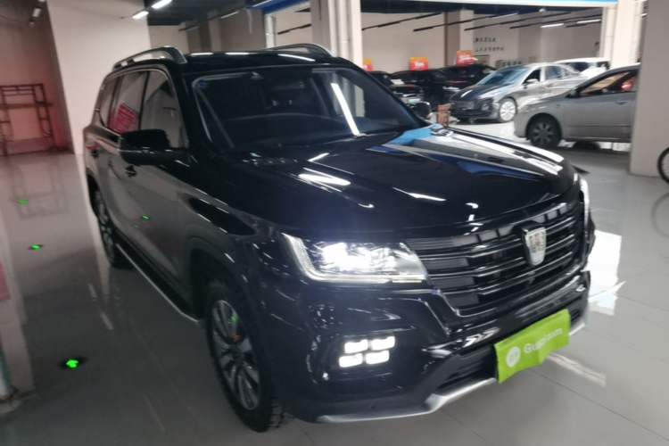 Used Roewe RX8 2018 30T Smart Connectivity Four-Wheel Drive Flagship Edition Front Right 45 Deg