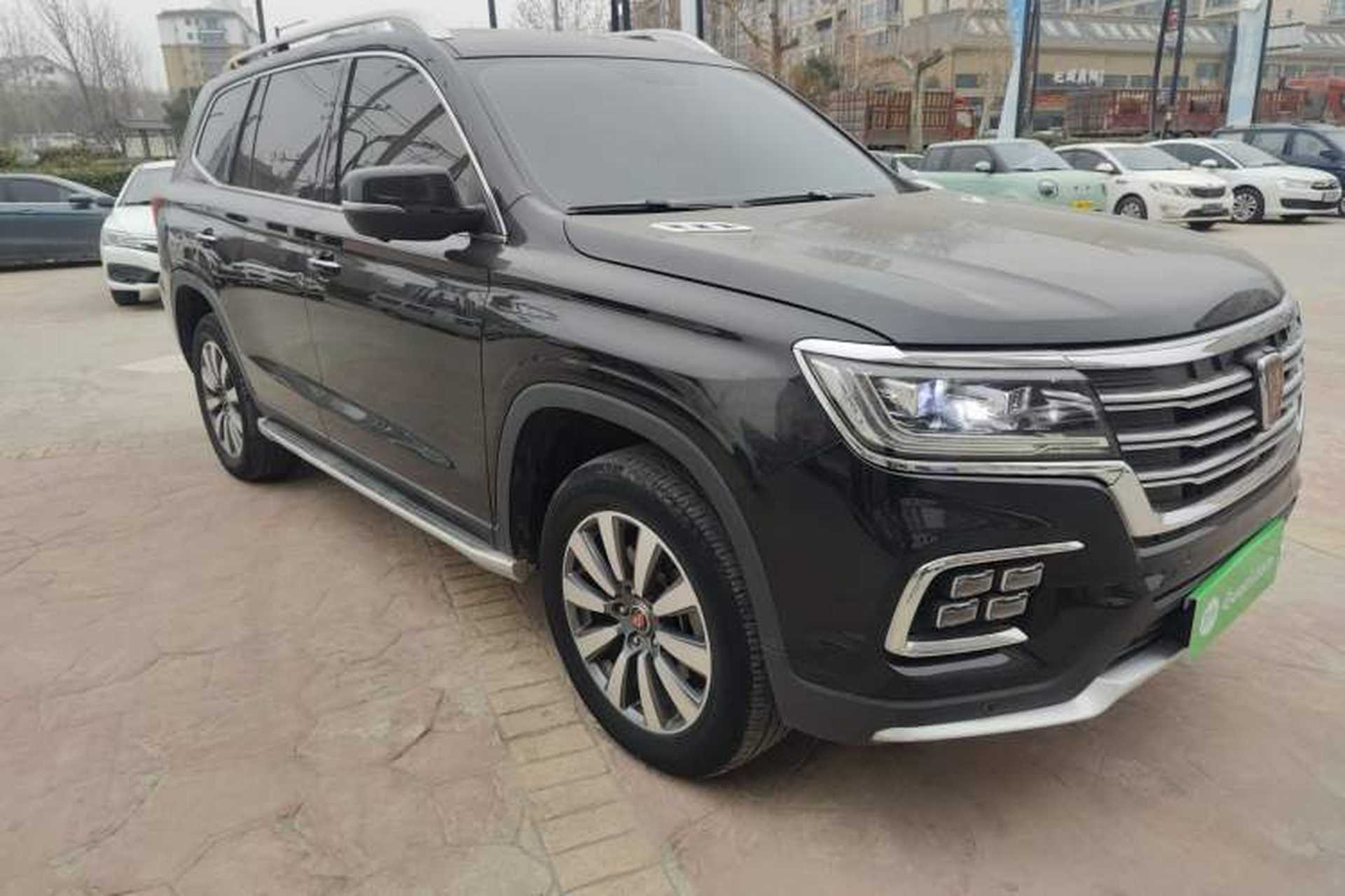 Used Roewe RX8 2018 30T Smart Connectivity Two-Wheel Drive Flagship Edition Front Right 45 Deg