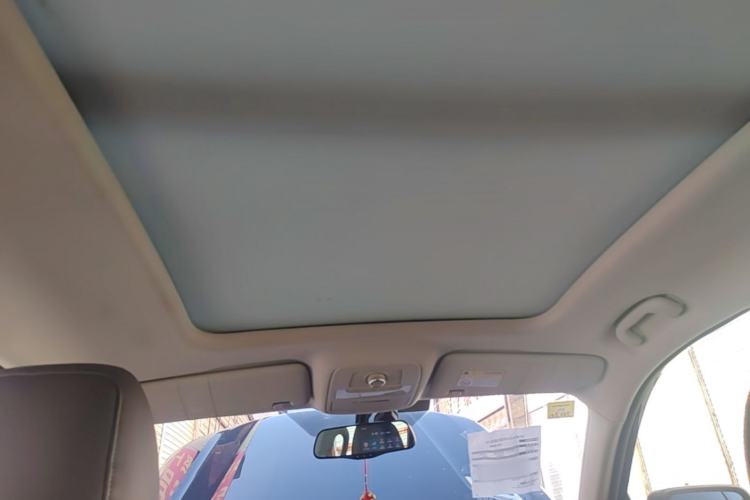 Used Roewe RX8 2018 30T Smart Connectivity Two-Wheel Drive Flagship Edition Headliner
