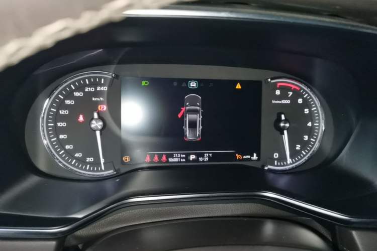 Used Roewe RX8 2018 30T Smart Connectivity Four-Wheel Drive Flagship Edition Instrument Cluster