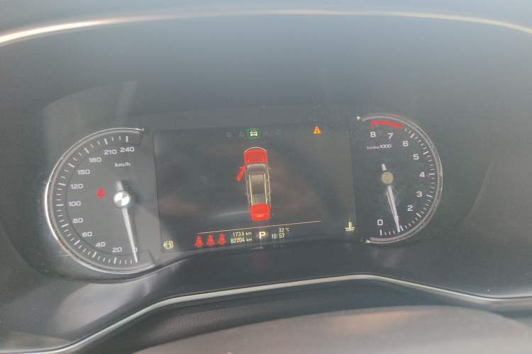 Used Roewe RX8 2018 30T Smart Connectivity Two-Wheel Drive Flagship Edition Instrument Cluster