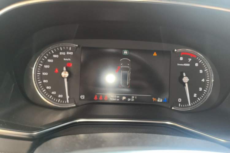 Used Roewe RX8 2018 30T Smart Connectivity Four-Wheel Drive Flagship Edition Instrument Cluster