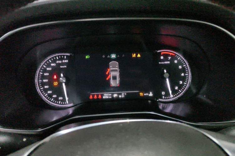 Used Roewe RX8 2018 30T Smart Connectivity All-Wheel Drive Supreme Edition Instrument Cluster