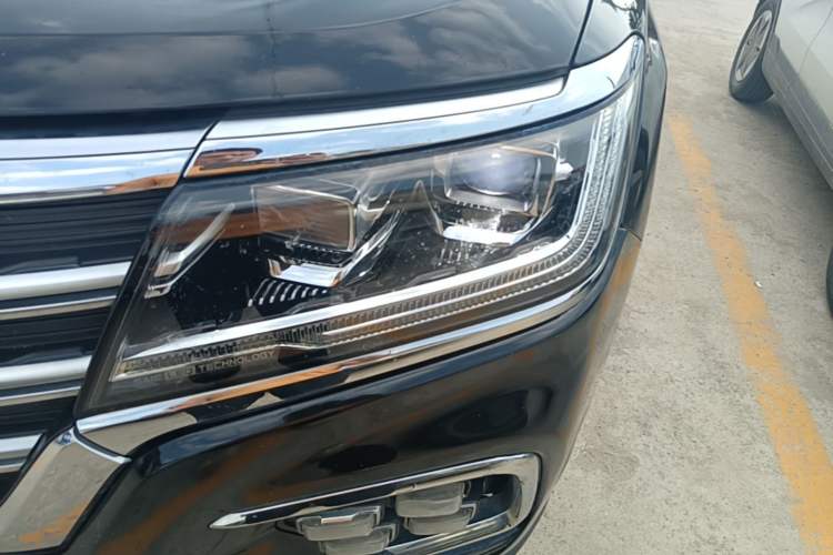 Used Roewe RX8 2018 30T Two-Wheel Drive Flagship Edition Left Front Headlight