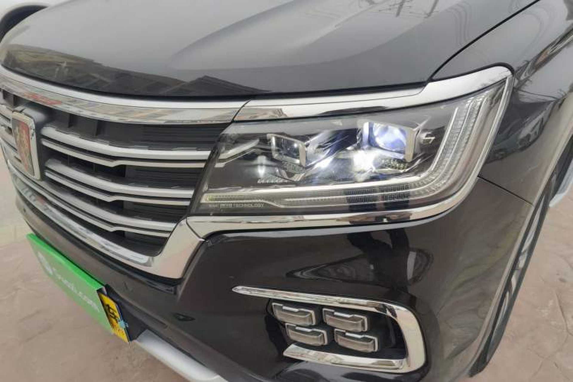 Used Roewe RX8 2018 30T Smart Connectivity Two-Wheel Drive Flagship Edition Left Front Headlight