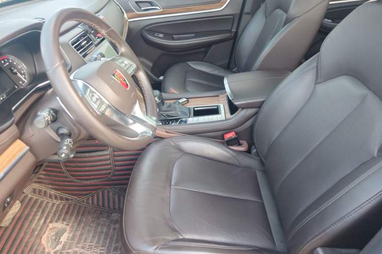 Used Roewe RX8 2018 30T Smart Connectivity Two-Wheel Drive Flagship Edition Left Front Seat