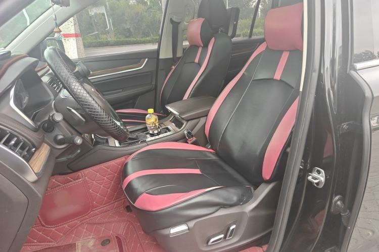Used Roewe RX8 2018 30T Smart Connectivity All-Wheel Drive Supreme Edition Left Front Seat