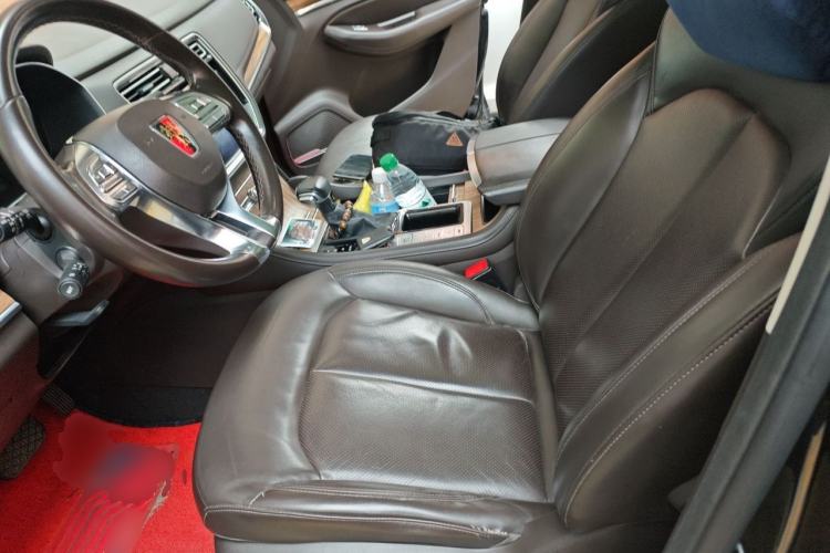Used Roewe RX8 2018 30T Smart Connectivity Two-Wheel Drive Flagship Edition Left Front Seat