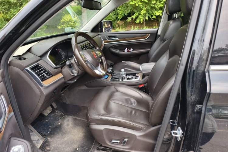 Used Roewe RX8 2018 30T Smart Connectivity Four-Wheel Drive Flagship Edition Left Front Seat