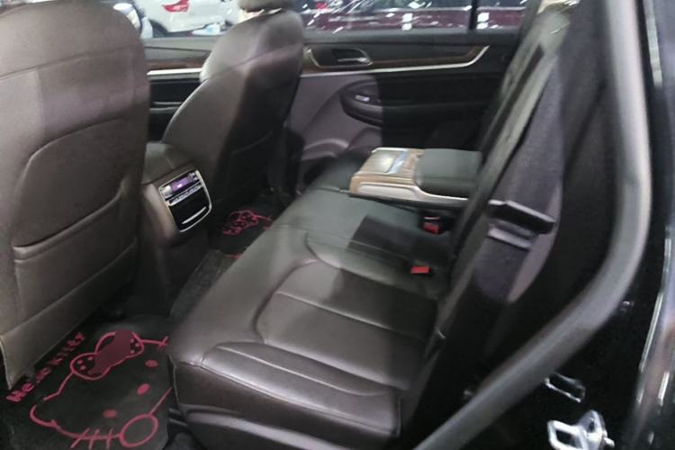 Used Roewe RX8 2018 30T Smart Connectivity Two-Wheel Drive Flagship Edition Left Rear Seat