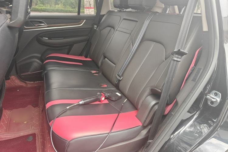 Used Roewe RX8 2018 30T Smart Connectivity All-Wheel Drive Supreme Edition Left Rear Seat
