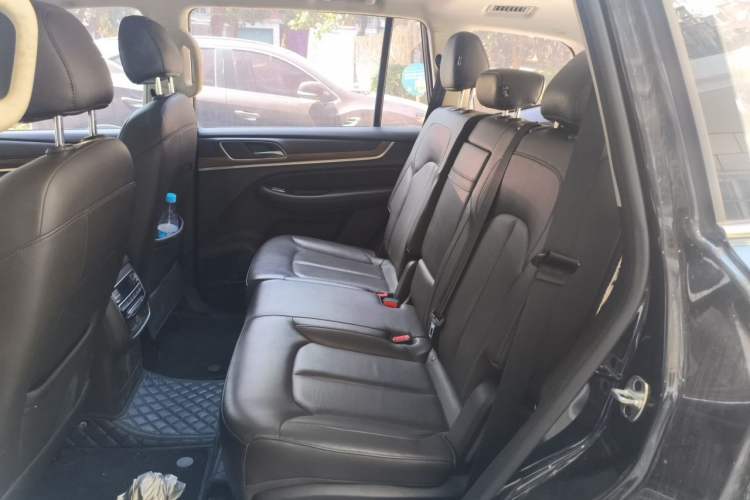 Used Roewe RX8 2018 30T Smart Connectivity Four-Wheel Drive Flagship Edition Left Rear Seat