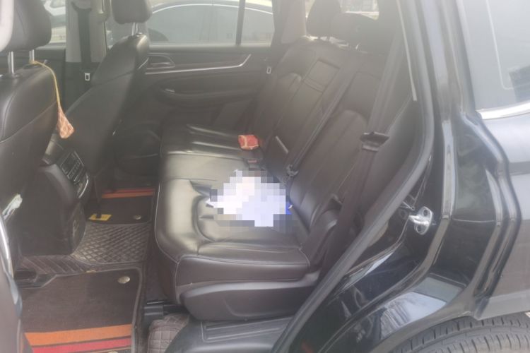 Used Roewe RX8 2018 30T Smart Connectivity Two-Wheel Drive Flagship Edition Left Rear Seat