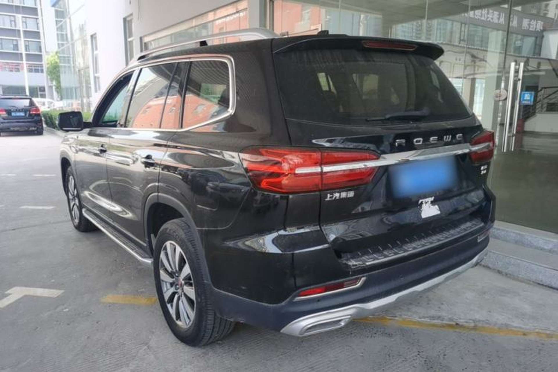 Used Roewe RX8 2018 30T Smart Connectivity Two-Wheel Drive Flagship Edition Rear Left 45 Deg