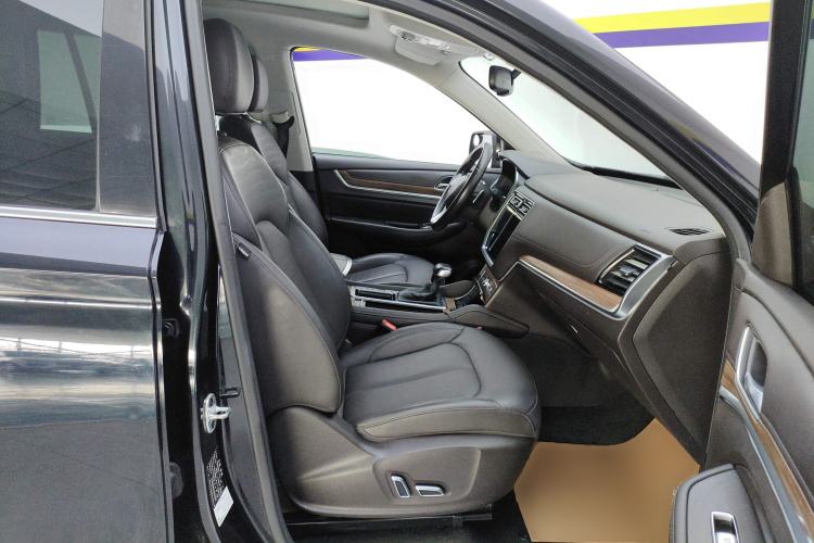 Used Roewe RX8 2018 30T Smart Connectivity Two-Wheel Drive Flagship Edition Right Front Seat