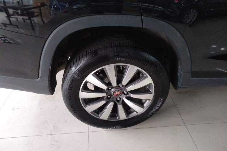 Used Roewe RX8 2018 30T Two-Wheel Drive Flagship Edition Right Rear Wheel Hub