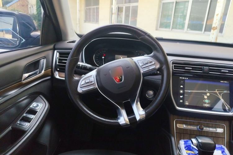 Used Roewe RX8 2018 30T Smart Connectivity All-Wheel Drive Supreme Edition Steering Wheel