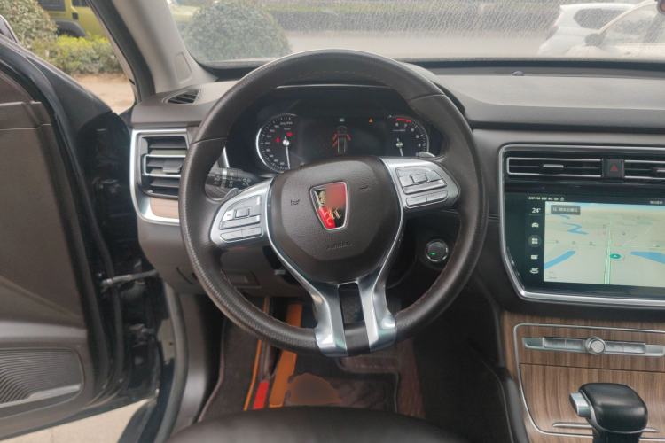 Used Roewe RX8 2018 30T Smart Connectivity Four-Wheel Drive Flagship Edition Steering Wheel