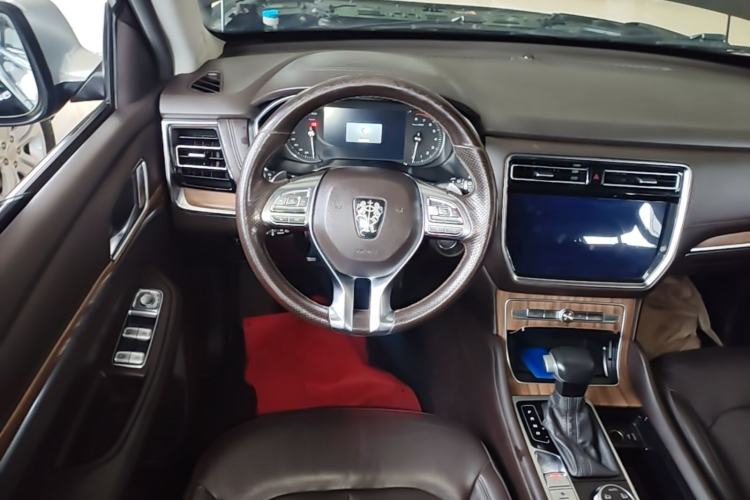 Used Roewe RX8 2018 30T Smart Connectivity All-Wheel Drive Supreme Edition Steering Wheel
