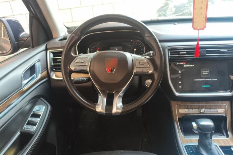 Used Roewe RX8 2018 30T Smart Connectivity Four-Wheel Drive Flagship Edition Steering Wheel