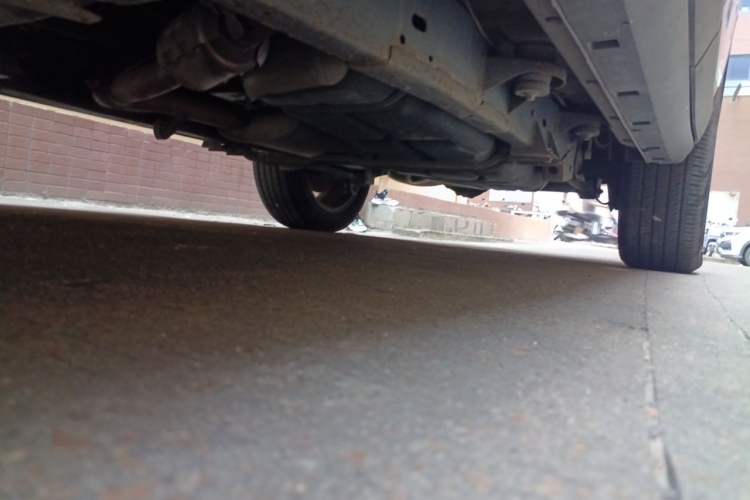 Used Roewe RX8 2018 30T Two-Wheel Drive Flagship Edition Chassis Front Left