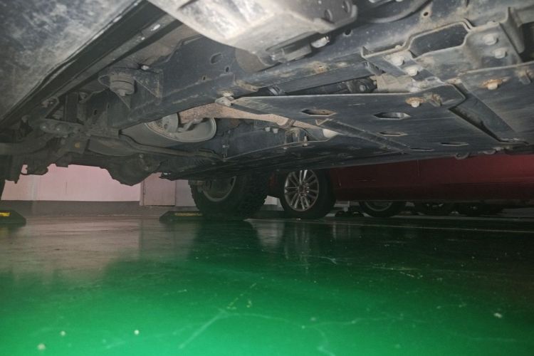 Used Roewe RX8 2018 30T Smart Connectivity All-Wheel Drive Supreme Edition Chassis Front Right