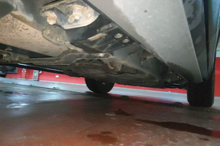 Used Roewe RX8 2018 30T Smart Connectivity All-Wheel Drive Supreme Edition Chassis Rear Right