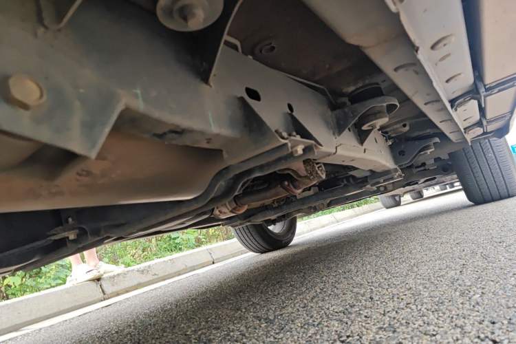 Used Roewe RX8 2018 30T Smart Connectivity Two-Wheel Drive Supreme Edition Chassis Rear Right