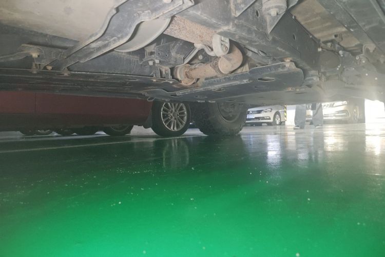 Used Roewe RX8 2018 30T Smart Connectivity All-Wheel Drive Supreme Edition Chassis Rear Right
