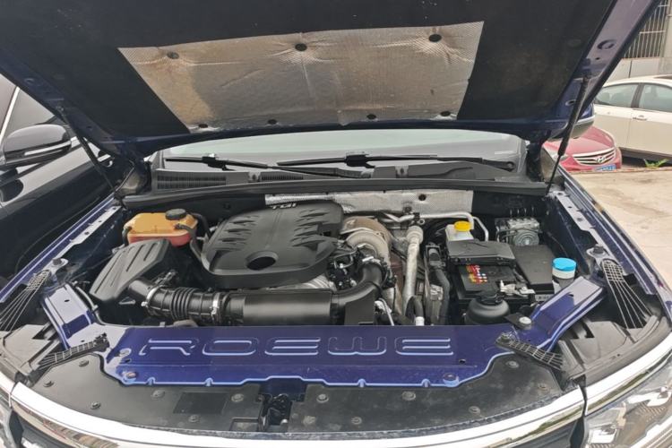 Used Roewe RX8 2018 30T Smart Connectivity Two-Wheel Drive Supreme Edition Engine Bay