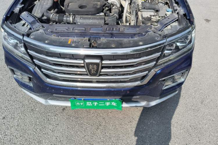 Used Roewe RX8 2018 30T Smart Connectivity Two-Wheel Drive Flagship Edition Engine Bay