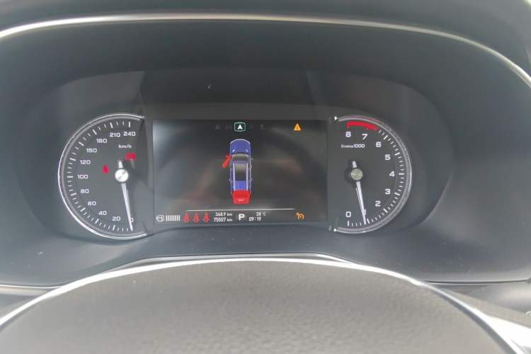 Used Roewe RX8 2018 30T Smart Connectivity Two-Wheel Drive Flagship Edition Instrument Cluster