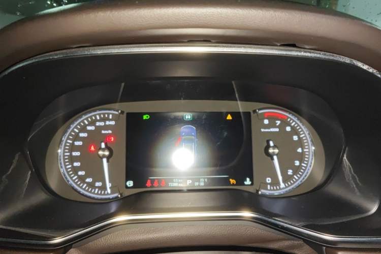 Used Roewe RX8 2018 30T Smart Connectivity Two-Wheel Drive Flagship Edition Instrument Cluster